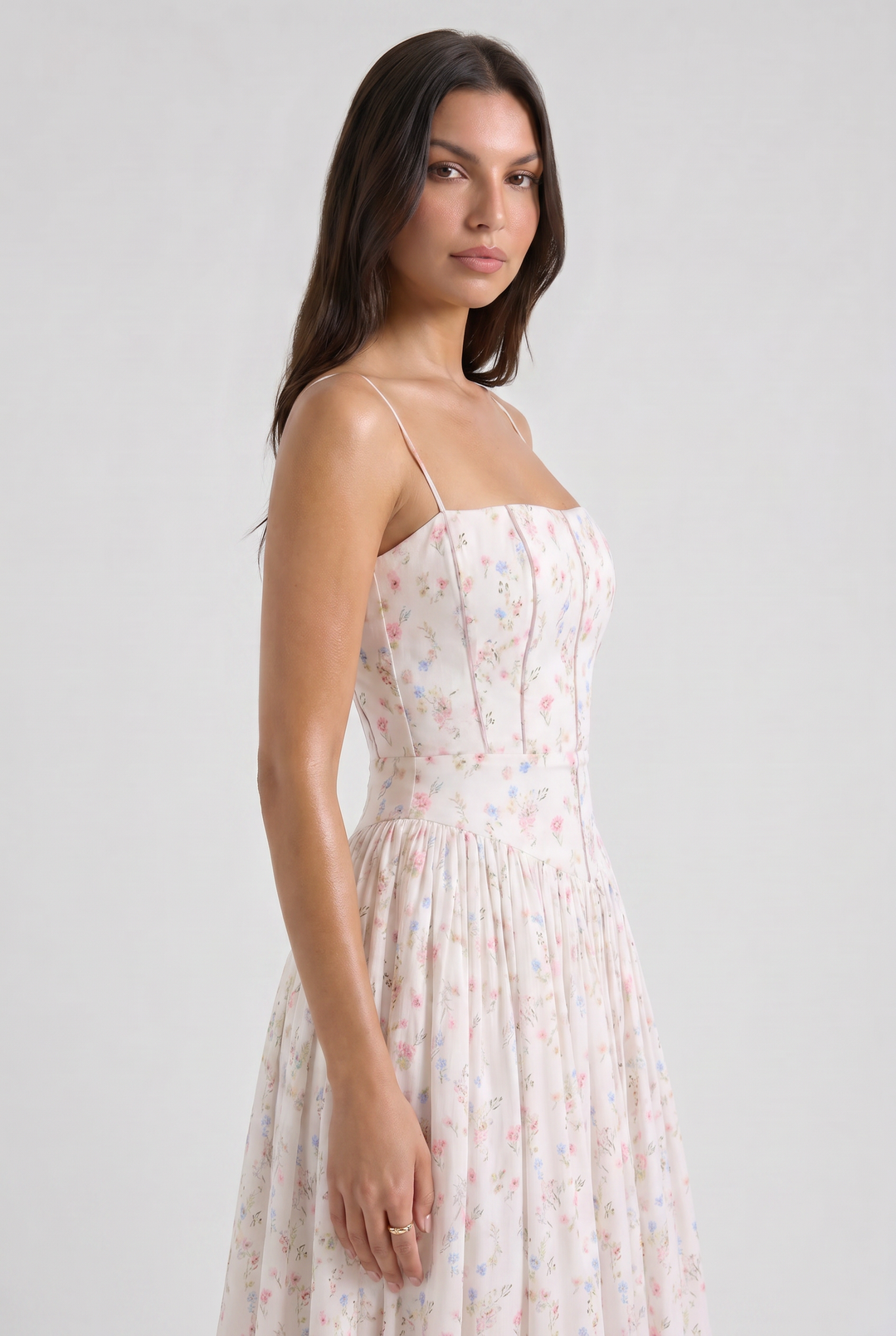 Evie - Flowing Floral Summer Dress