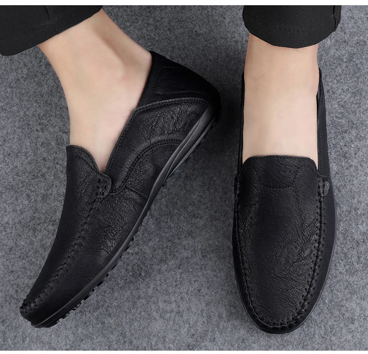 LEATHER MOCCASION